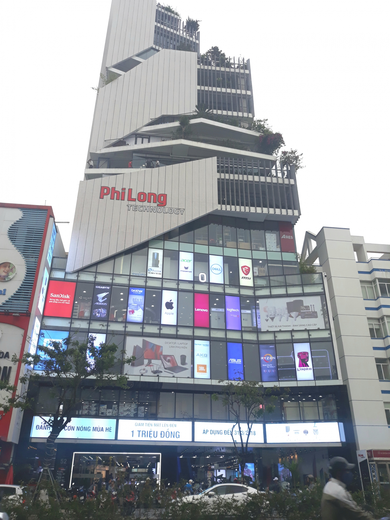 Tòa nhà Phi Long 
