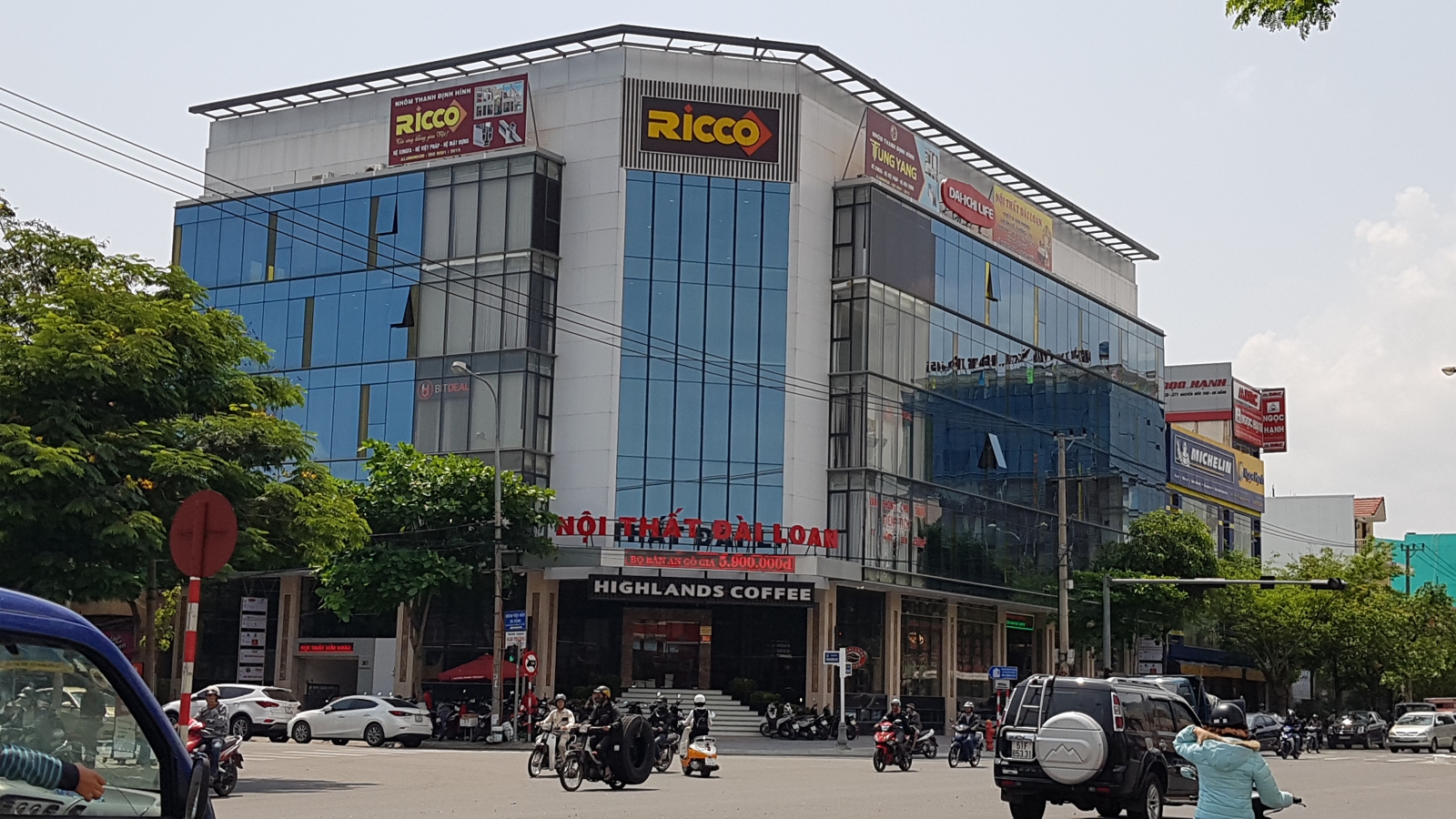 tòa nhà văn phòng cho thuê tại Đà Nẵng Ricco